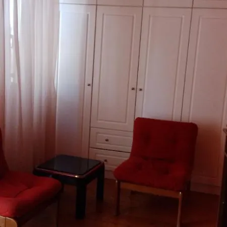 Dora's Happy Apartment